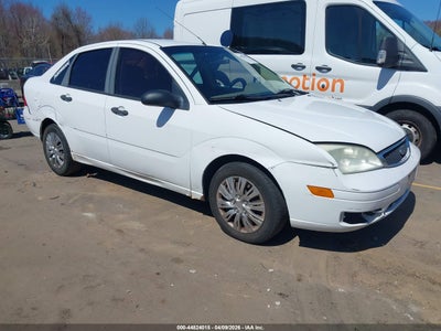 1FAFP34NX7W150966 FORD FOCUS Photo 1