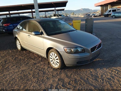 2005 Volvo S40