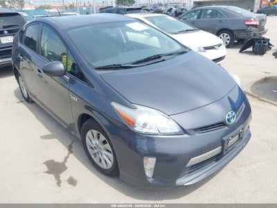2014 Toyota Prius 1.8 Plug-In grey Lot 111044824746 Vin JTDKN3DP7E3049740