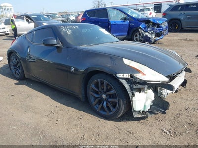 NISSAN 370Z