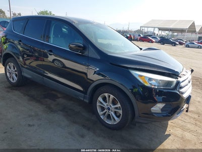 1FMCU0GD3HUB61016 Ford Escape 2017