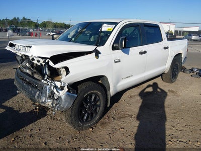 TOYOTA TUNDRA
