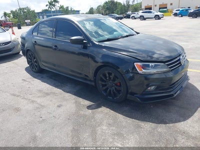 3VWD17AJ2GM416392 VOLKSWAGEN JETTA Photo 1