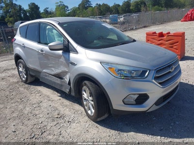 1FMCU0GD4KUA10600 Ford Escape 2019