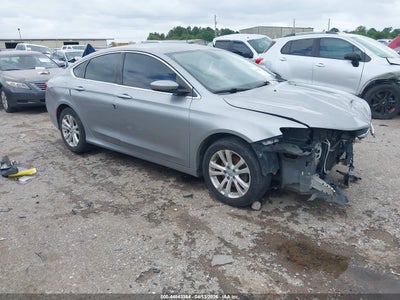 2015 Chrysler 200 2.4 Limited silver Lot 111044843364 Vin 1C3CCCAB0FN726110