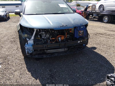 KIA CARNIVAL MPV HYBRID
