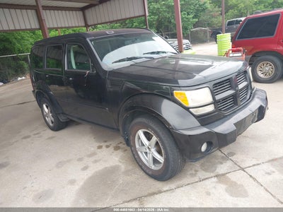 DODGE NITRO
