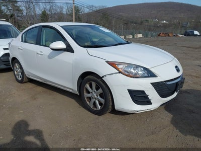 JM1BL1SG8A1157156 MAZDA MAZDA3 Photo 1