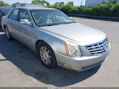 CADILLAC DTS