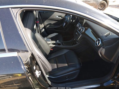 2014 MERCEDES-BENZ CLA 250 5