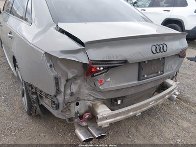 AUDI S4