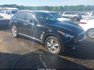 INFINITI QX70