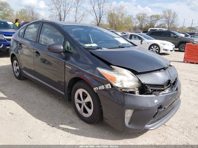 TOYOTA PRIUS
