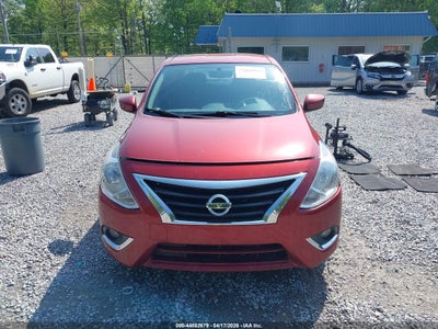 NISSAN VERSA
