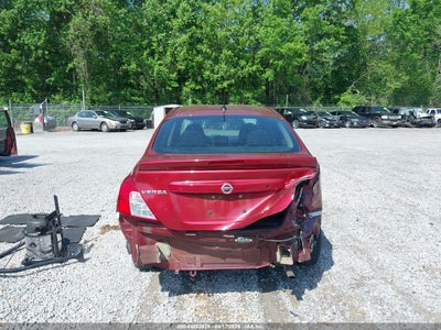 NISSAN VERSA