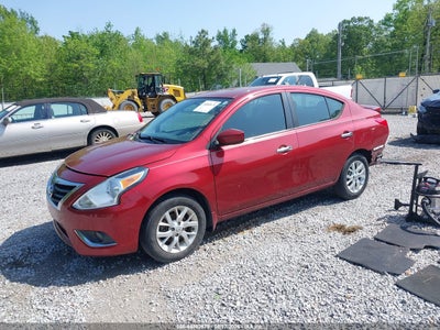 NISSAN VERSA