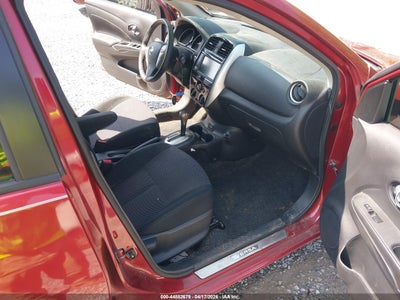 NISSAN VERSA