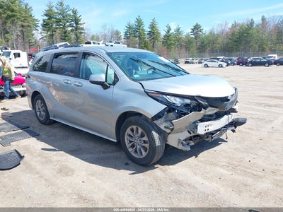 TOYOTA SIENNA