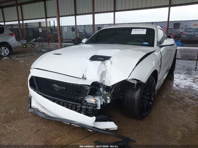 FORD MUSTANG