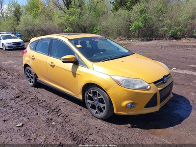 2012 Ford Focus 2.0 Se Yellow Lot 111044899239 Vin 1FAHP3K28CL152325