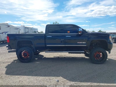 GMC SIERRA 2500HD