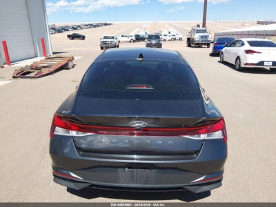 2021 HYUNDAI ELANTRA 19