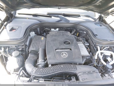 MERCEDES-BENZ GLC 300