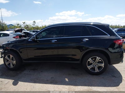 MERCEDES-BENZ GLC 300