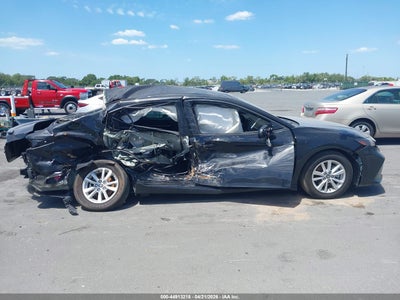 2025 TOYOTA CAMRY 18