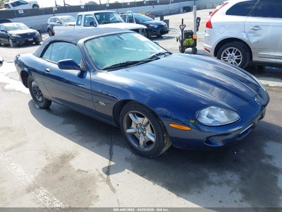 JAGUAR XK8