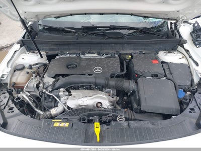 MERCEDES-BENZ GLB 250