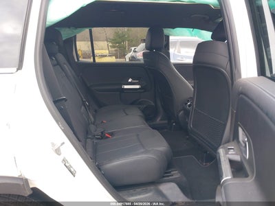 MERCEDES-BENZ GLB 250