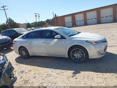 2015 TOYOTA AVALON 13