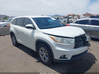 TOYOTA HIGHLANDER