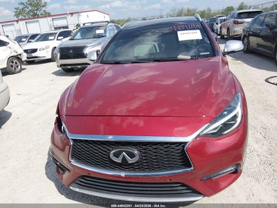 INFINITI QX30