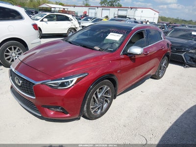 INFINITI QX30
