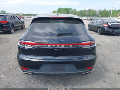 2019 PORSCHE MACAN 16