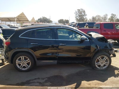 MERCEDES-BENZ GLA 250