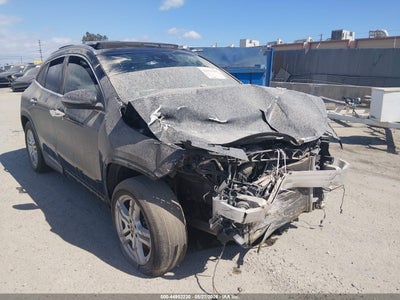 MERCEDES-BENZ GLA 250