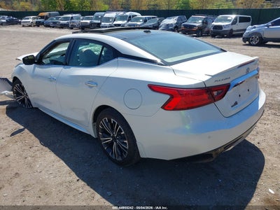 NISSAN MAXIMA