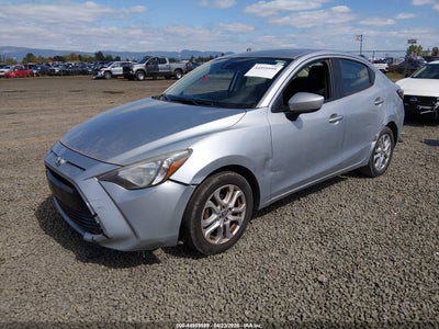 TOYOTA YARIS IA