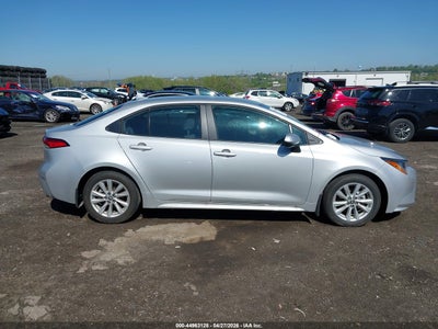 2025 TOYOTA COROLLA LE