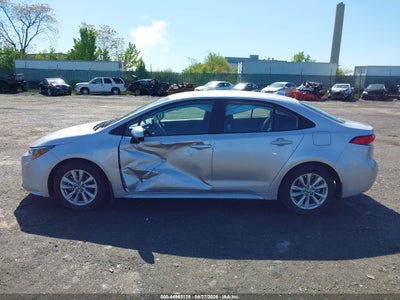2025 TOYOTA COROLLA LE