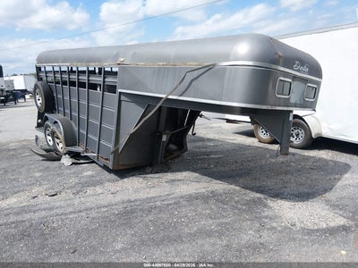 2005 Delta Manufacturing Inc Trailer