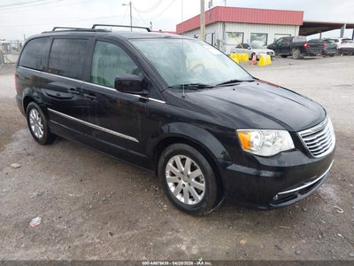 CHRYSLER TOWN & COUNTRY
