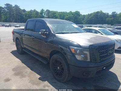 NISSAN TITAN