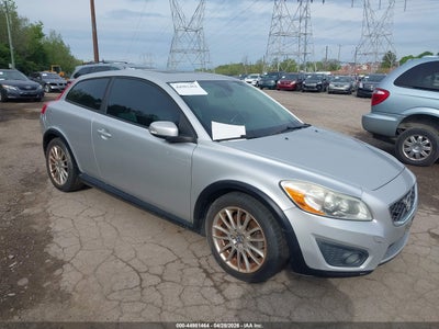 VOLVO C30