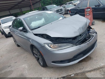 CHRYSLER 200