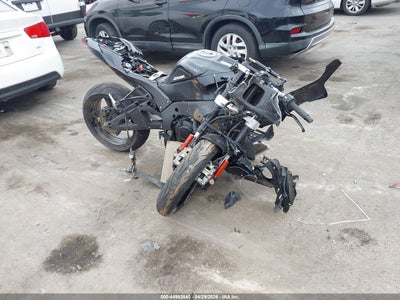 2024 Kawasaki Zx1002
