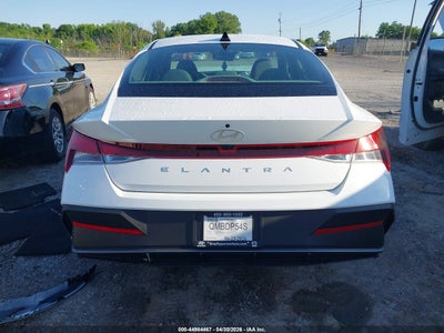 2026 HYUNDAI ELANTRA 17